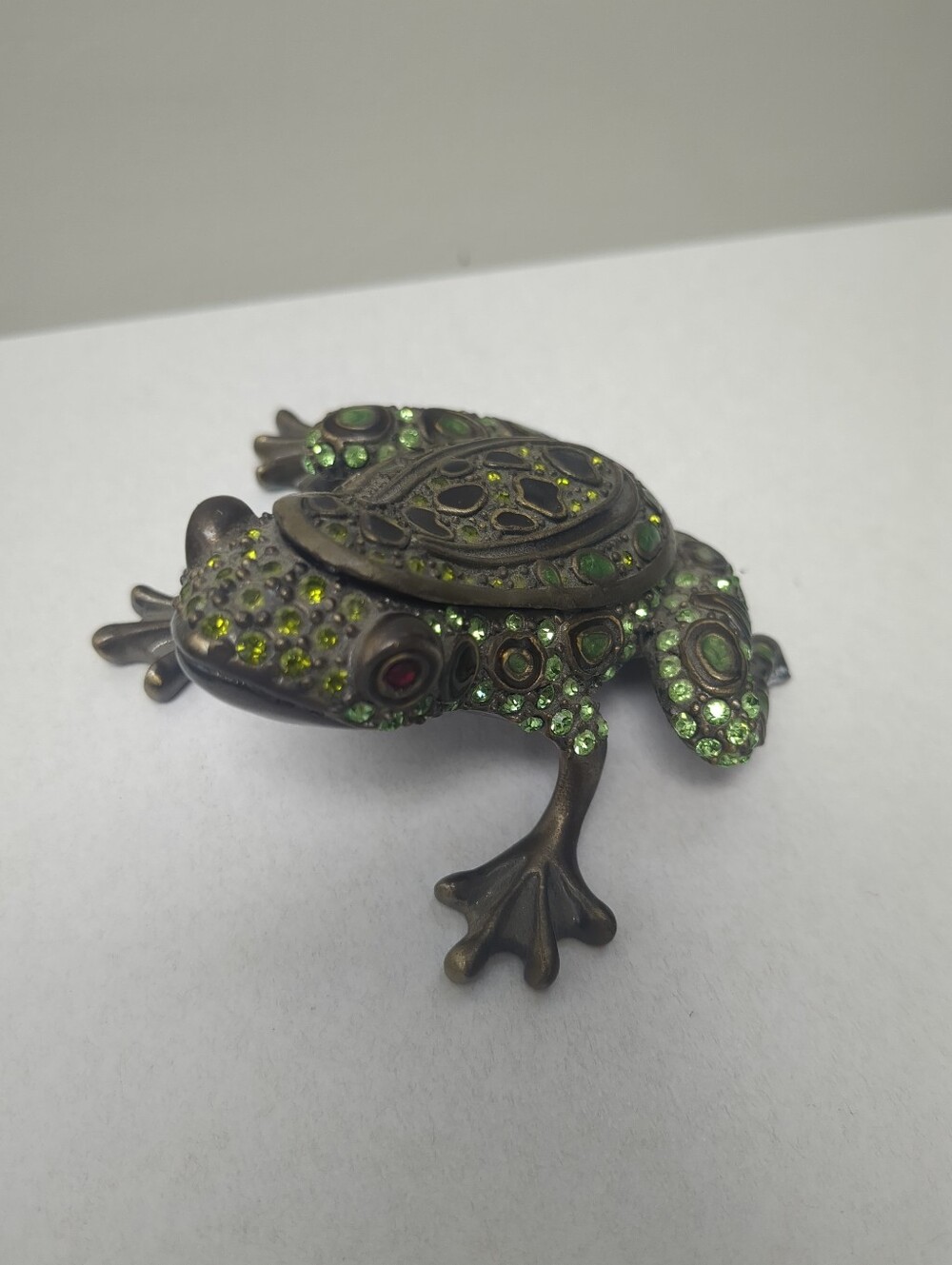 Vintage Two’s Company, Pewter Frog Trinket Box Green Bejeweled (READ)